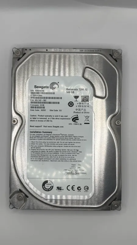 Lot of 4x 3.5" Internal SATA Hard Drives (1TB WD, 1TB Hitachi, 500GB Seagate, 80GB Maxtor) — photo 4