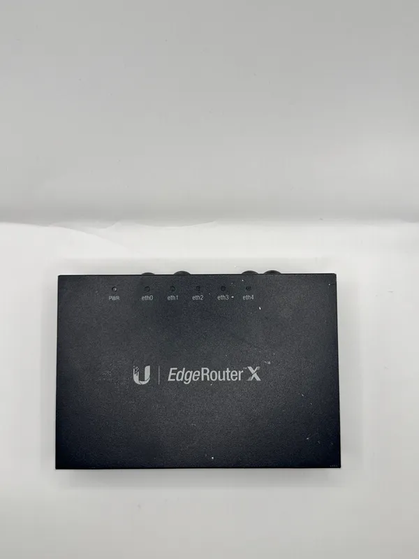Ubiquiti EdgeRouter X (ER-X) 5-Port Gigabit Router