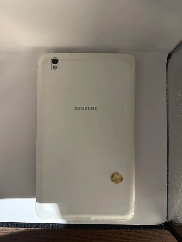 Samsung Galaxy Tab Pro 8.4 (SM-T320) with LineageOS & Cover — photo 3