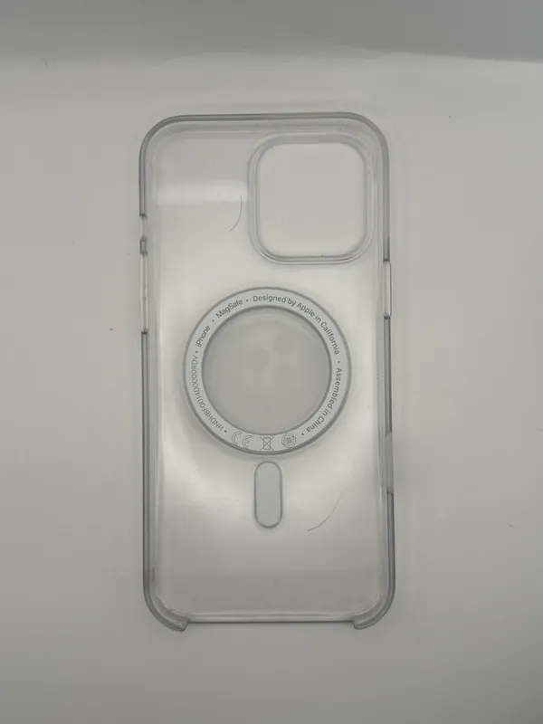 Apple Clear Case with MagSafe for iPhone 16 Pro Max — photo 2